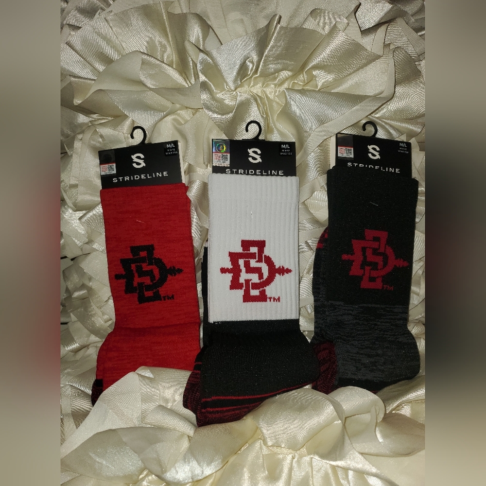 Strideline San Diego State Aztec Full Knit Socks NWT